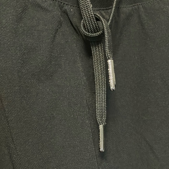 Sweaty Betty Black Zip Ankle Cargo Pockets Jogger Pants - Picture 2 of 9